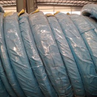 Pružinový ocelový drát automobilového zavěšení